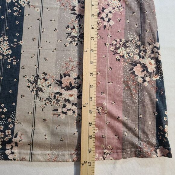 Floral Stripe Blouse XL Multicolor Zipper V-Neck Flowy Short Sleeve Top - Picture 3 of 5